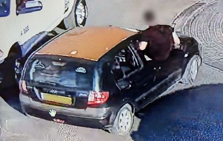 الشرطة تتعامل مع موكب عرس" بالقدس عرّض مستخدمي الطريق للخطر